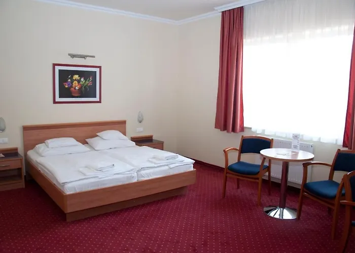 Hotel Paprika 3*